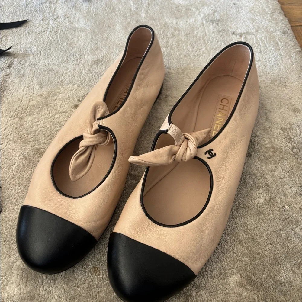 **CHANEL** Two-Tone Beige and Black Flats Mary Jane Size 42